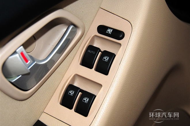 2012款 1.5L豪華型