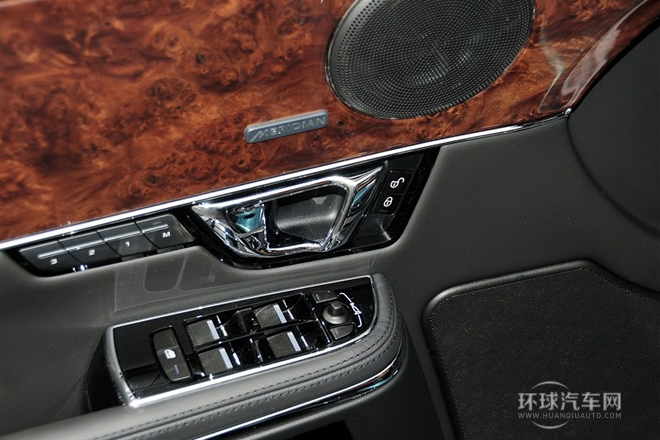 2014款 XJL 3.0 SC 四驅尊享商務版