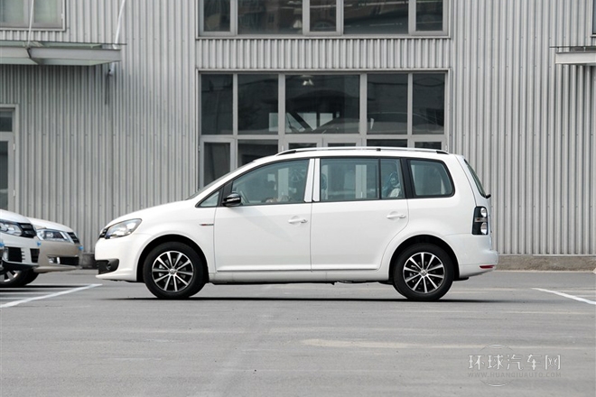 2015款 1.4T 自動30周年紀念版