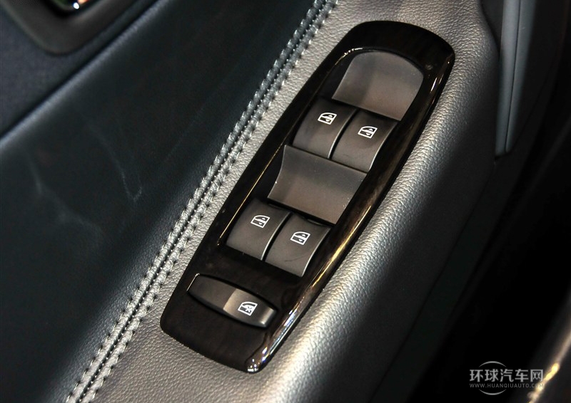 2014款 2.5L 四驅舒適版