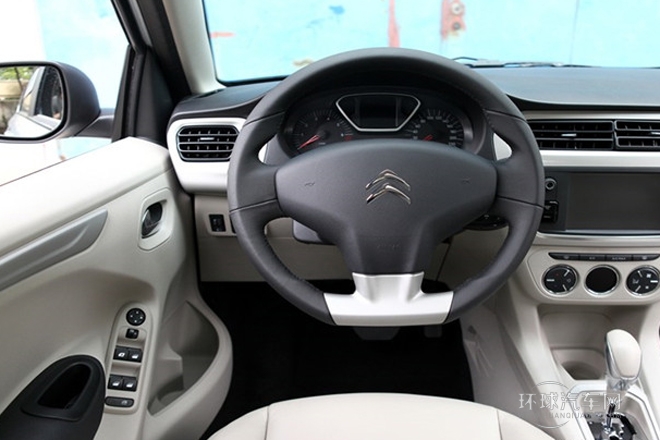 2014款 1.6L 自動(dòng)豪華型