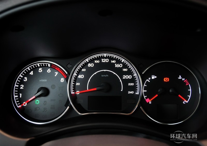 2014款 2.5L 四驅舒適版