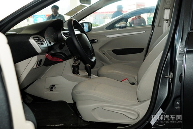 2014款 1.6L 自動舒適型