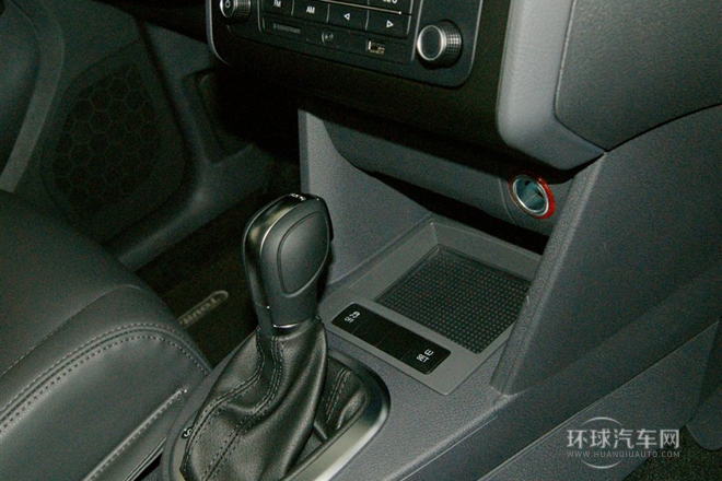 2015款 1.4T 自動舒適版5座