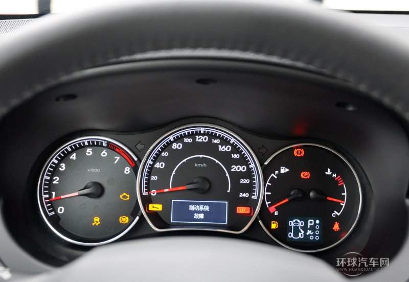 2014款 改款 2.0L 兩驅(qū)標(biāo)準(zhǔn)版