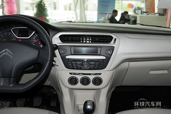 2014款 1.6L 手動(dòng)舒適型