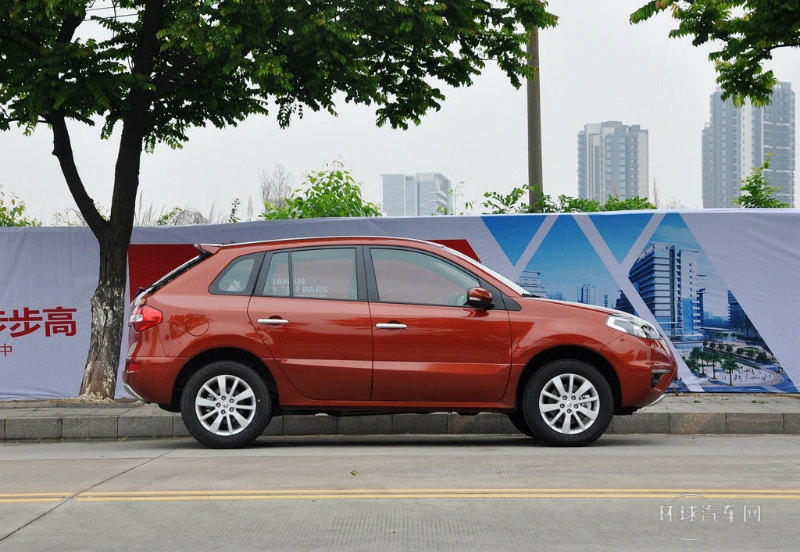 2014款 改款 2.0L 兩驅標準版