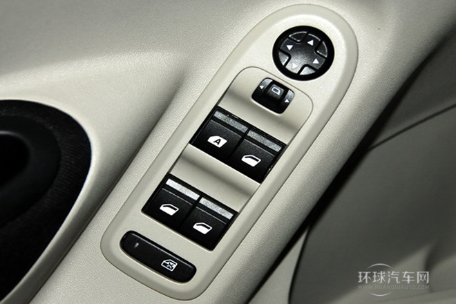 2014款 1.6L 自動時尚型