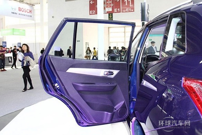 2014款 1.5T 自動兩驅舒適型