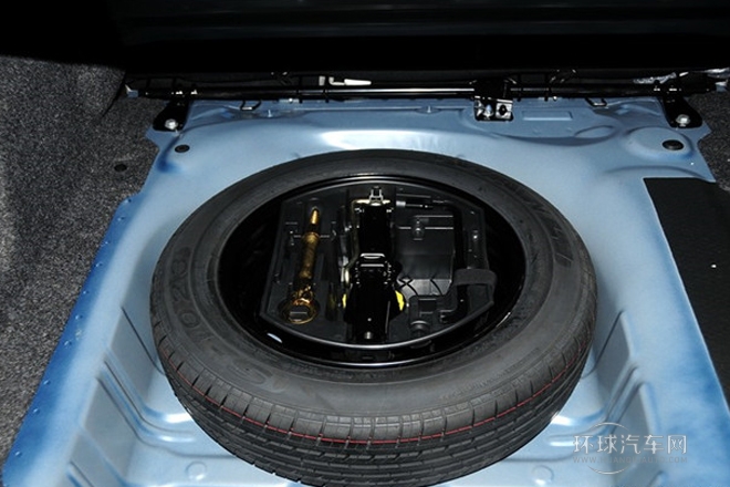 2014款 1.6L 手動時(shí)尚型