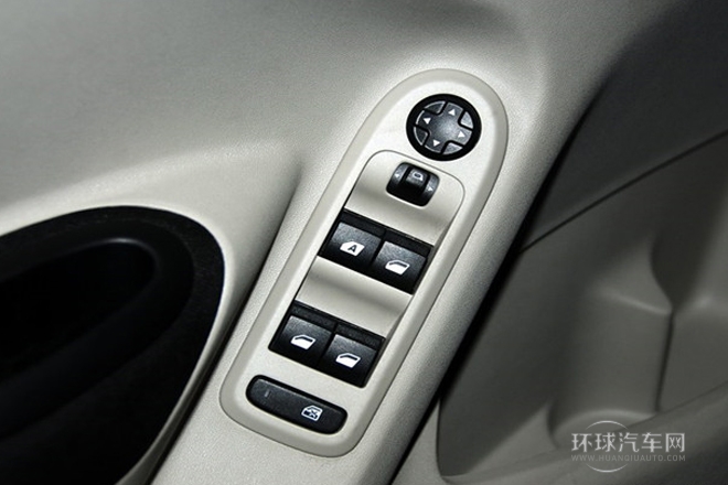 2014款 1.6L 手動時尚型