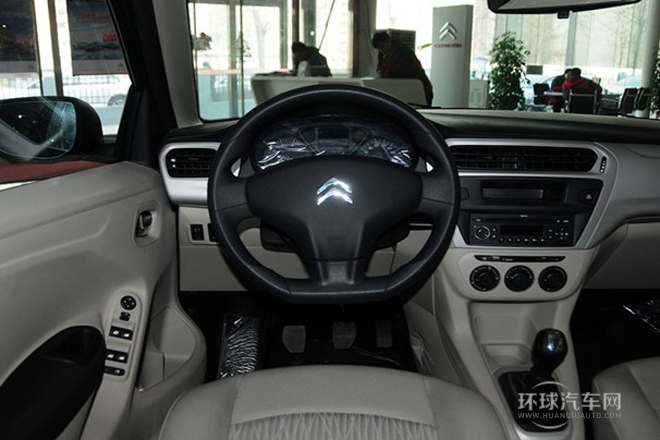 2014款 1.6L 手動時尚型