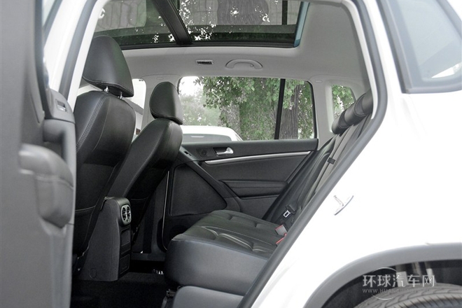 2015款 1.8TSI 自動兩驅30周年紀念版