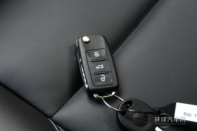 2015款 1.8TSI 自動兩驅30周年紀念版