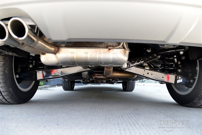 2015款 1.8TSI 自動兩驅豪華型