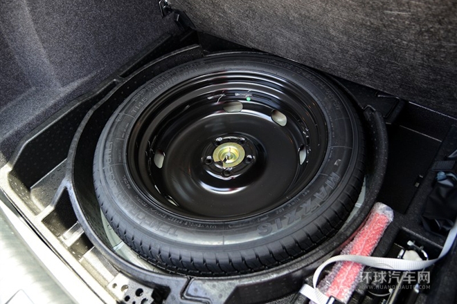 2015款 1.8TSI 自動兩驅(qū)豪華型