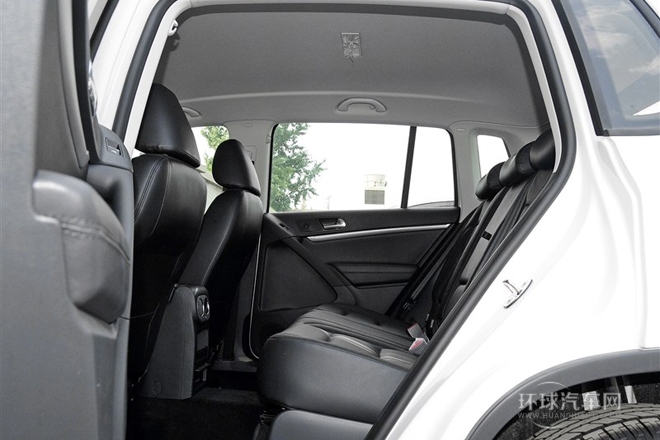 2015款 1.8TSI 自動兩驅舒適版