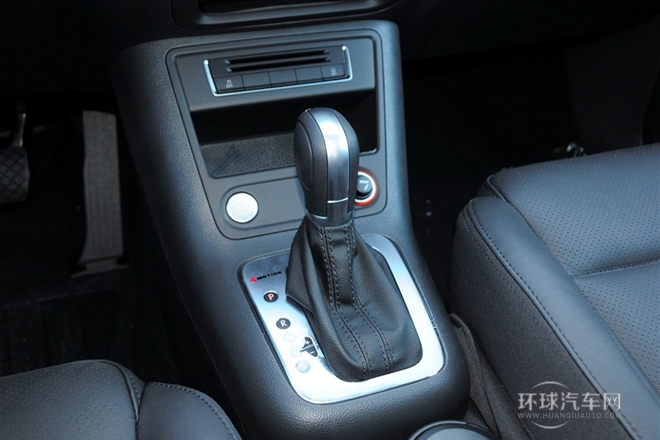 2015款 1.8TSI 自動四驅豪華型