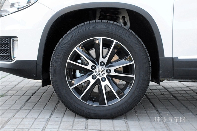 2015款 1.8TSI 自動四驅豪華型