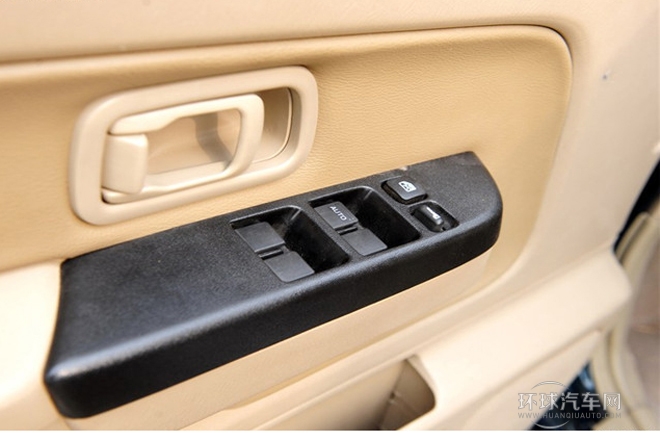 2010款 3.0T柴油兩驅標準型ZD30D13-3N