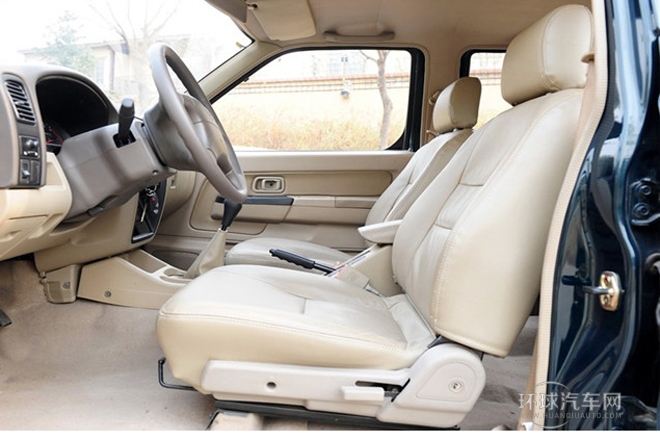 2010款 3.0T柴油兩驅(qū)標(biāo)準(zhǔn)型ZD30D13-3N