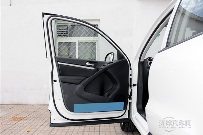 2015款 1.8TSI 自動四驅舒適版