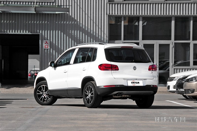 2015款 2.0TSI 自動(dòng)四驅(qū)豪華版