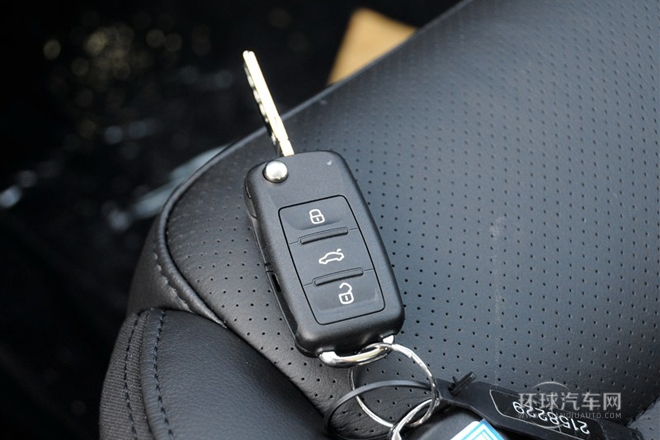 2015款 2.0TSI 自動四驅豪華版