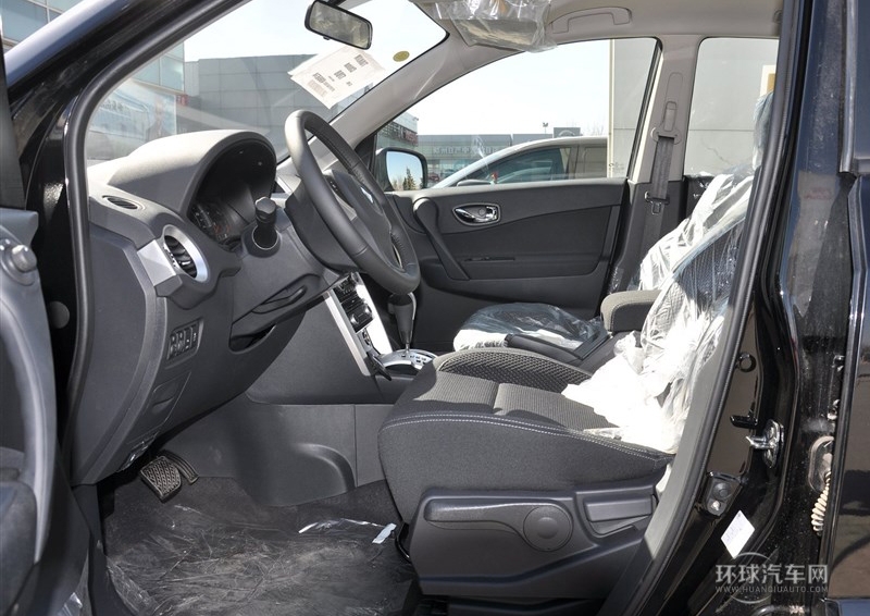 2014款 改款 2.5L 兩驅(qū)都市版