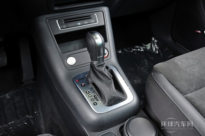 2015款 2.0TSI 自動(dòng)四驅(qū)旗艦版