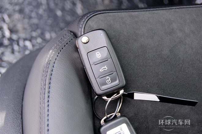 2015款 2.0TSI 自動(dòng)四驅(qū)旗艦版