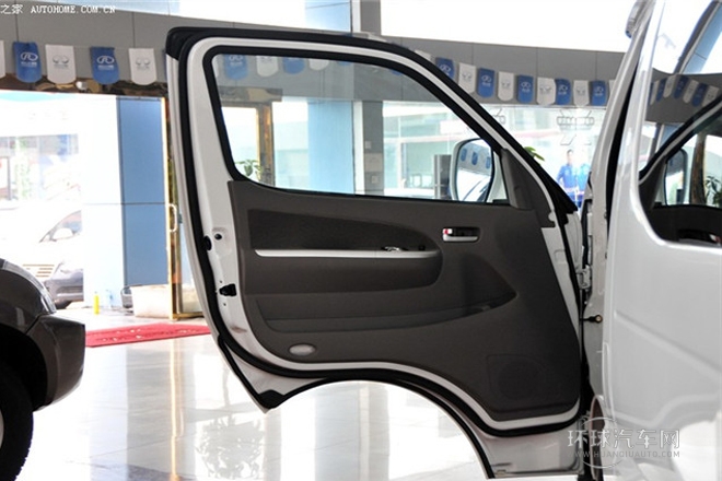 2011款 2.0T商務舒適型