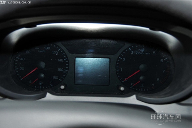 2011款 2.0T商務舒適型