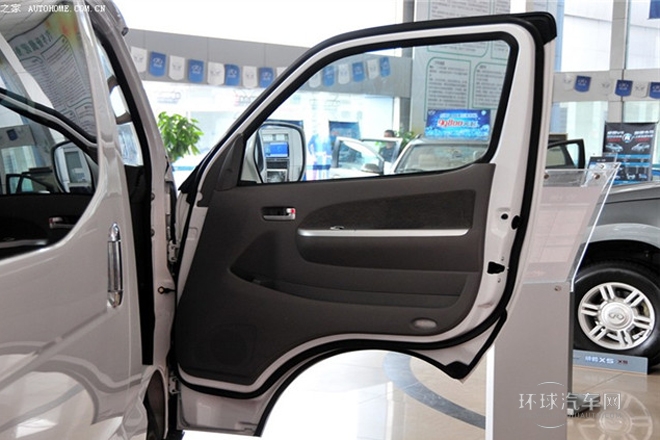 2010款 2.0T豪華型