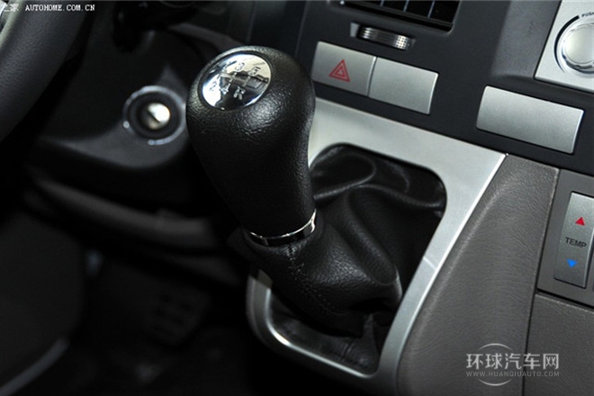 2010款 2.0T豪華型