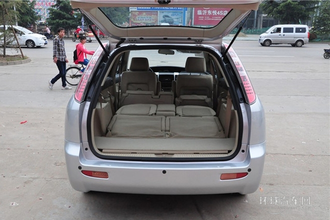 2012款 1.8L 手動豪華型