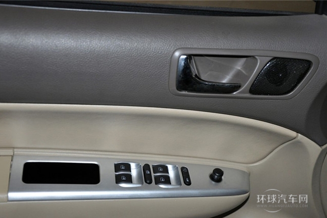 2012款 1.9T 手動舒適型