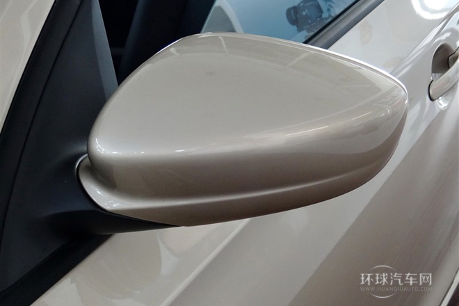 2015款 1.6L 手動風尚版