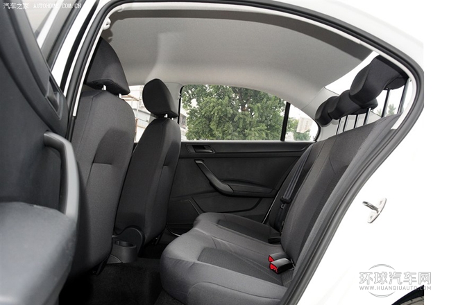 2015款 1.6L 手動風尚版