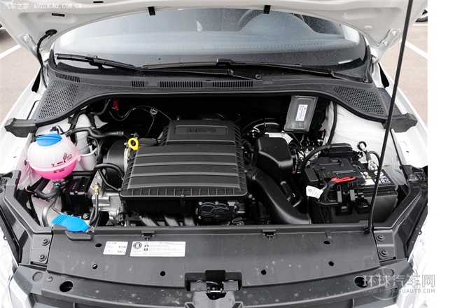 2015款 1.6L 手動(dòng)風(fēng)尚版