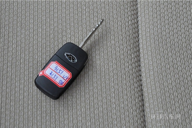 2012款 2.0L 手動舒適型