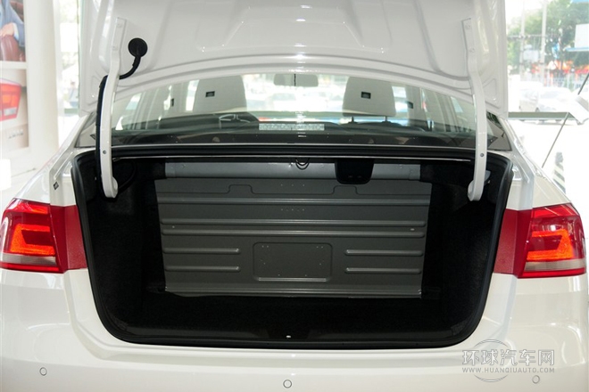 2015款 1.6L 自動舒適版