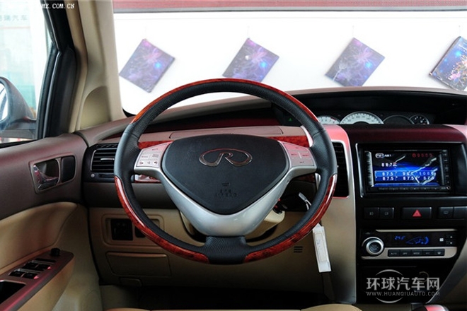 2012款 2.0L 自動豪華型