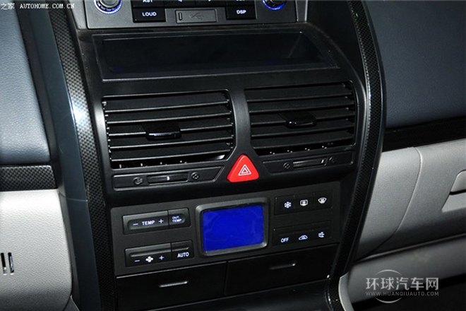 2011款 2.0T 兩驅標準型