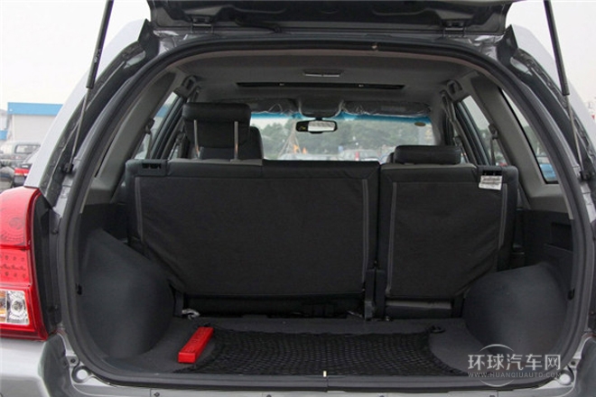 2011款 2.0T 兩驅舒適型