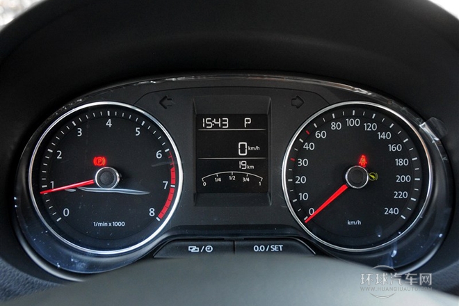 2015款 1.6L 自動30周年紀念版