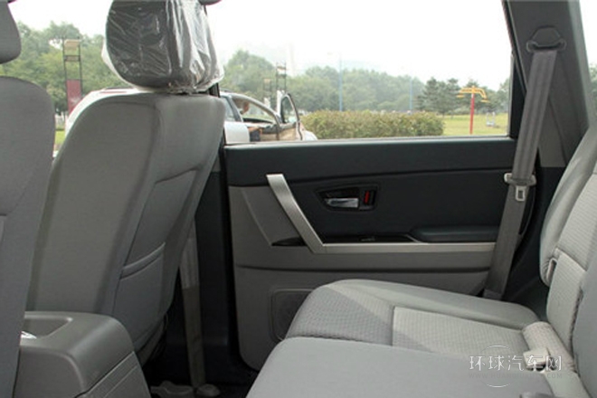 2011款 2.0T 兩驅(qū)精英型