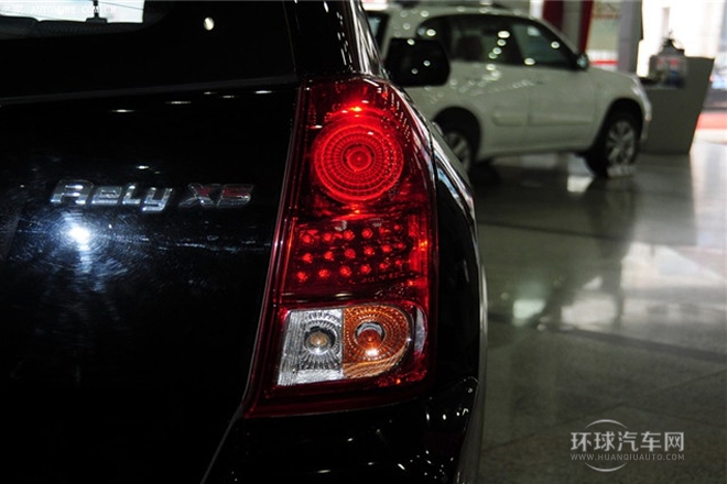 2011款 2.0T 四驅精英型