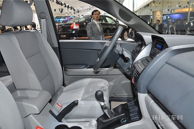 2011款 2.0T 四驅豪華型