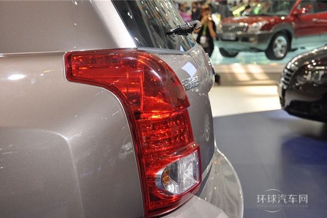 2011款 2.0T 四驅(qū)豪華型